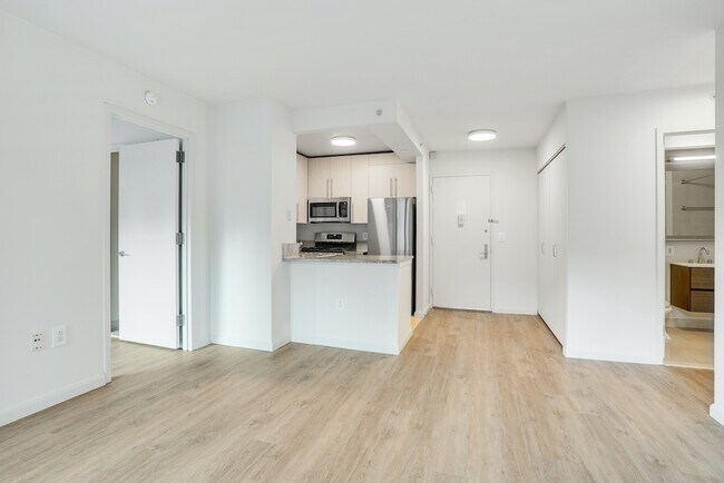 Foto del edificio - 408 W 55th St
