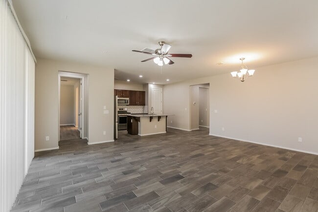 Building Photo - 4150 W Ardmore Rd