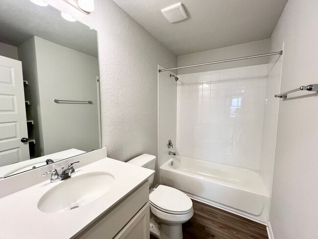 Foto del edificio - 3 bedroom, 2 bath, 1 story home