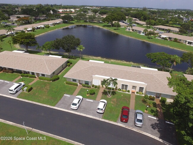 Building Photo - 8777 Warwick Dr
