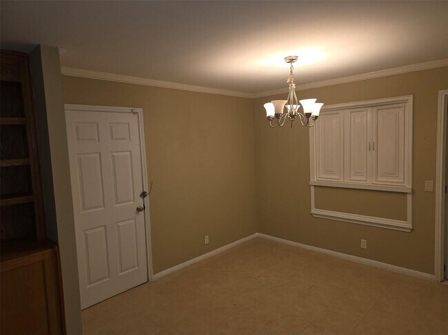 Building Photo - 502 Dewberry Dr