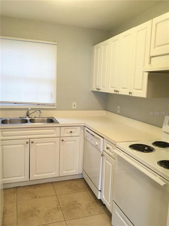 13709 Juniper Blossom Dr, Lake Magdalene, FL 33618 Townhome Rentals