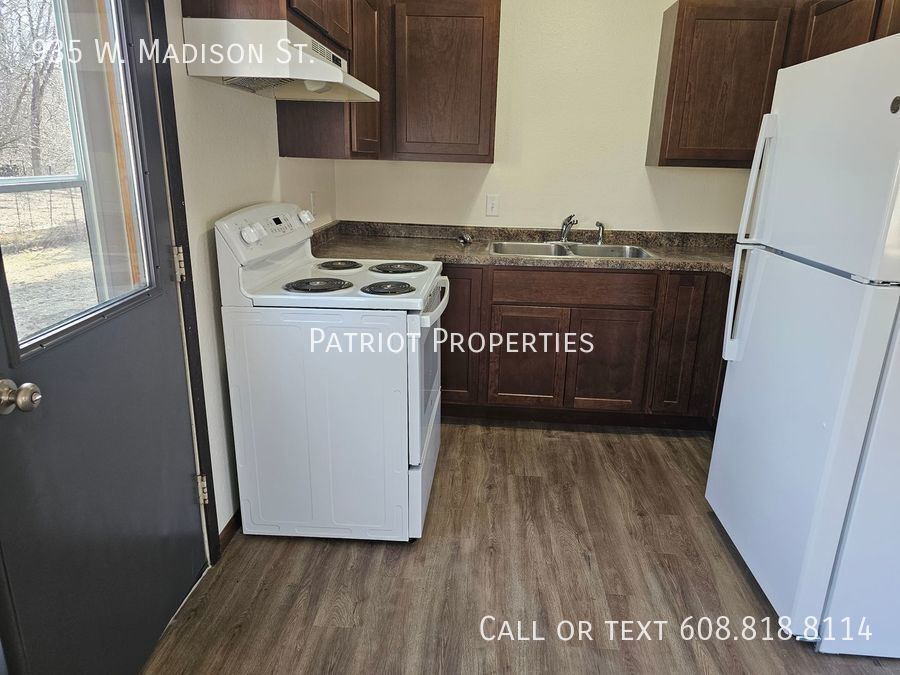 Primary Photo - 2 bedroom/ 1 bath in Platteville, WI