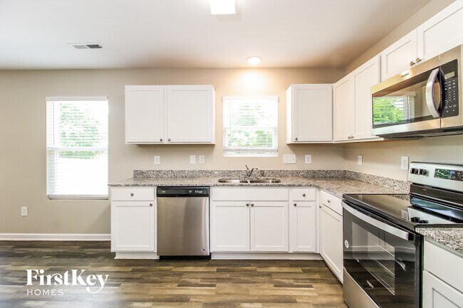 Foto del edificio - 206 Glenoaks Dr