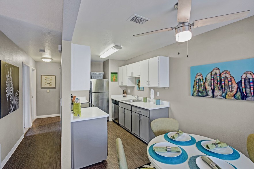 The Henley Rentals Suisun City, CA