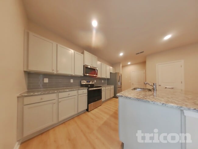Foto del edificio - 96 Summit Pointe Ln