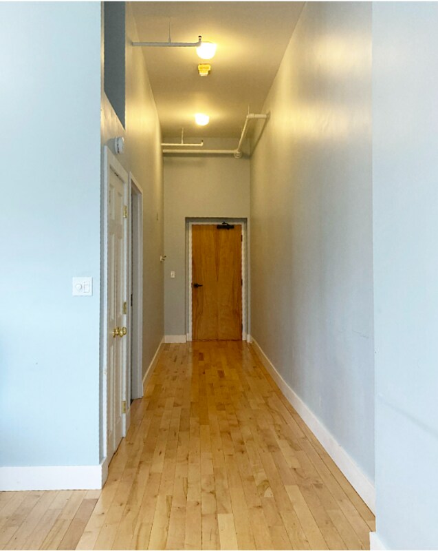 96 Church St Unit 311, Belfast, ME 04915 Room for Rent in Belfast, ME