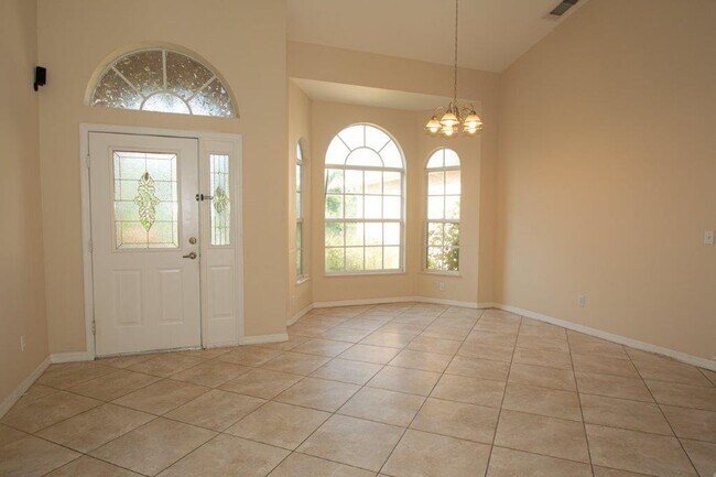 Foto del edificio - 1509 SW Crater Ave
