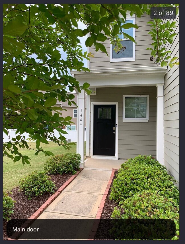 Foto del edificio - 1464 Bramblewood Dr