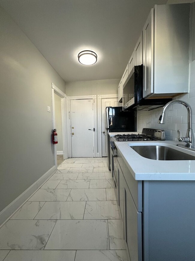 Interior Photo - Grove St Apartments