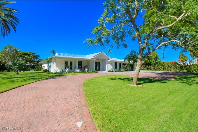 Foto del edificio - 1555 Crayton Rd