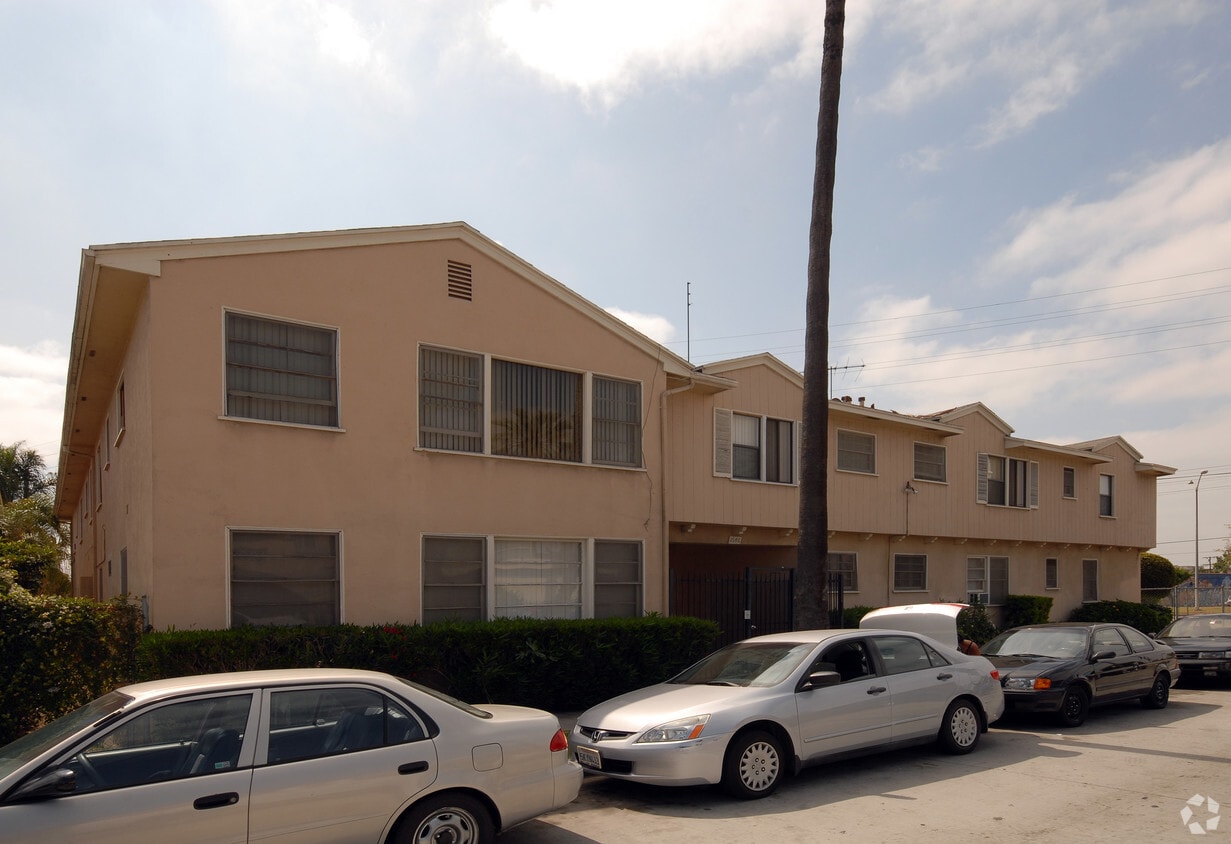 1546 S Cloverdale Ave, Los Angeles, CA 90019 1546 S Cloverdale Ave