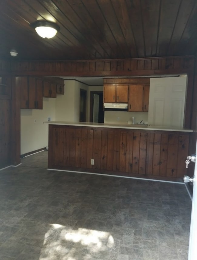 Building Photo - 24 Burgess Ave