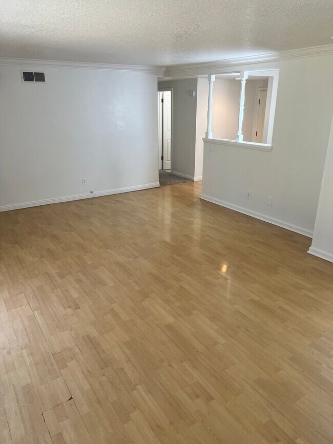 Foto del edificio - Welcome to the East Whittier 3 Bedroom House.