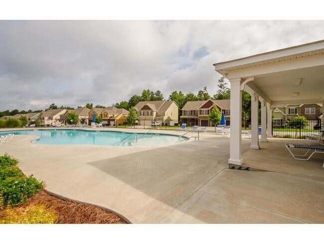 Foto del edificio - 1558 Driftwood Ln