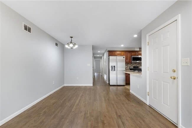 Photo - 150 Congress St House