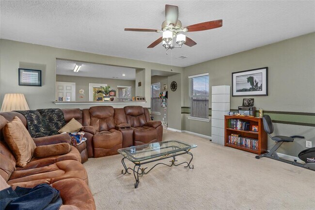 Building Photo - 14011 Autumn Ridge Trail Dr
