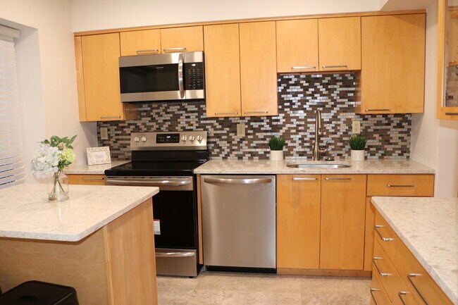 Foto del edificio - 611 Cornwall Ct