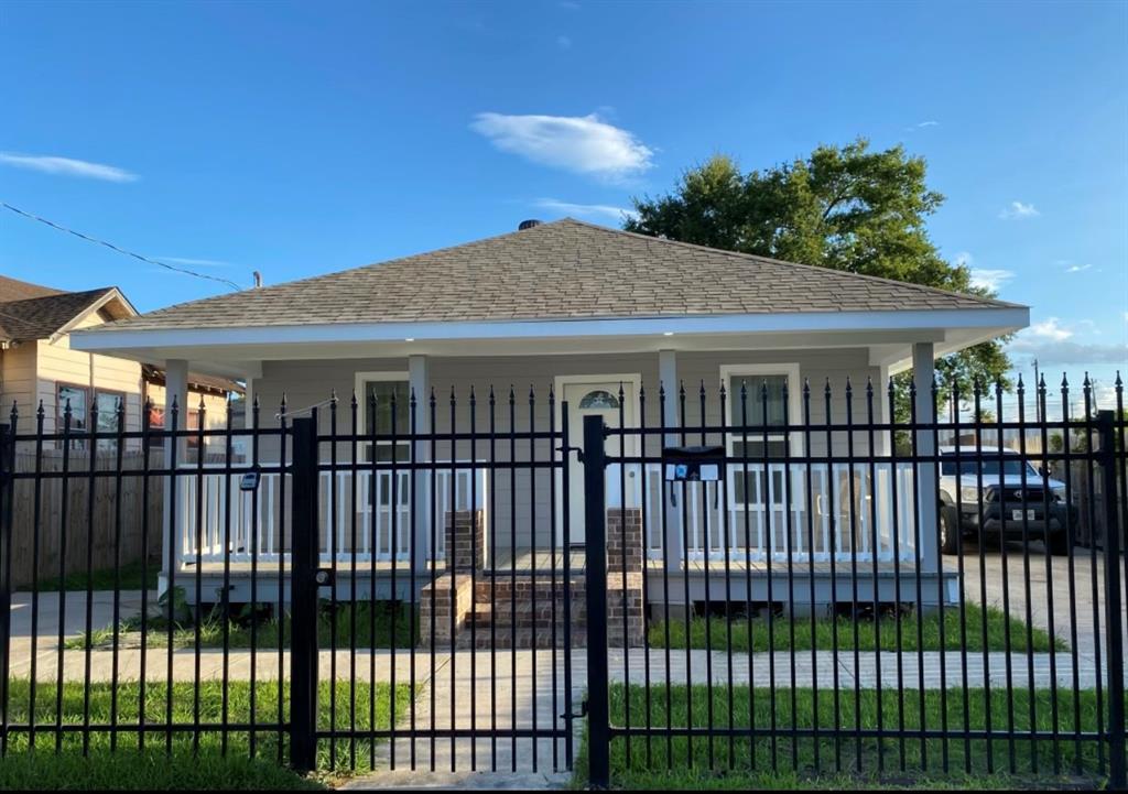 Foto principal - 6808 Avenue K
