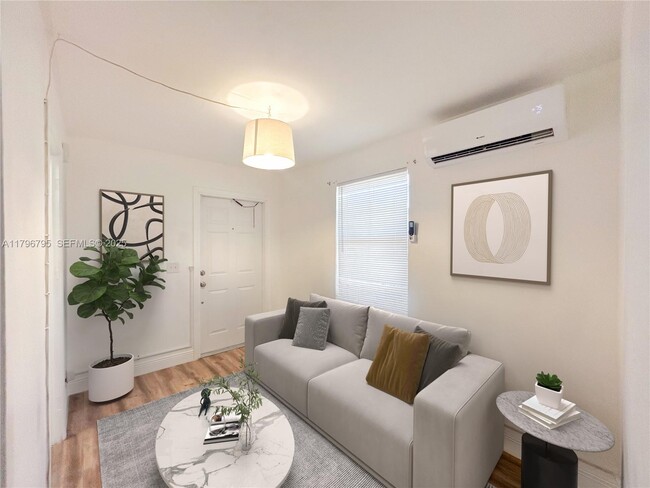 Building Photo - 407 NW 11th Ave