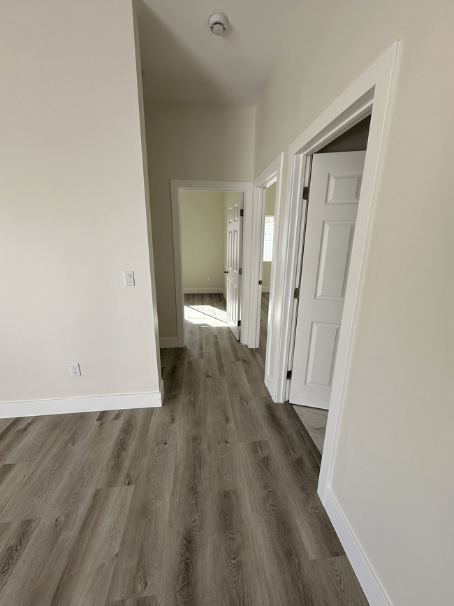 Foto del edificio - 4451 W 133rd St