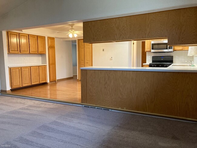 Building Photo - 3 br, 2 bath House - 4138 Dickson Dr
