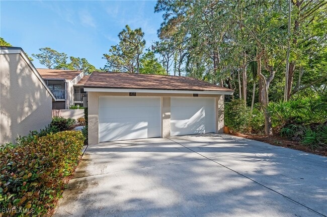Building Photo - 15330 Cedarwood Ln