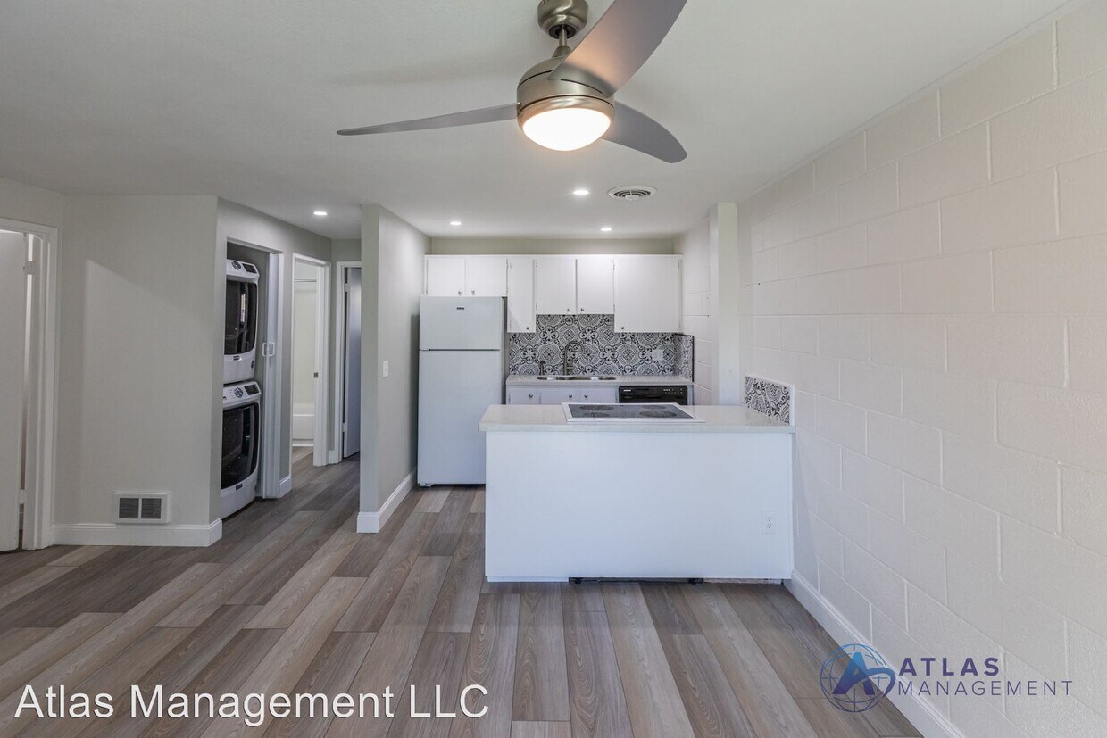 Foto principal - 1136 NE 181st Ave