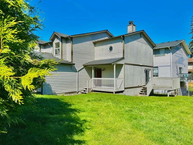 Building Photo - 727 60th St SE