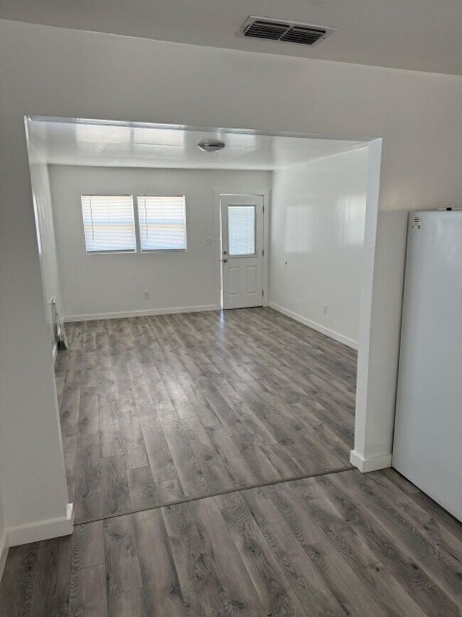 Foto del edificio - Beautiful 3 bedroom