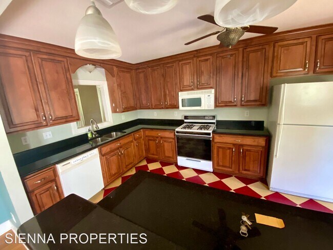 Building Photo - 2 br, 1 bath House - 5503 Montview St