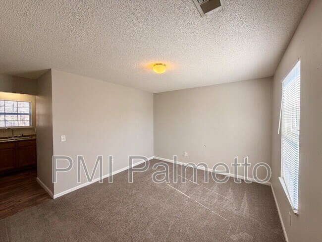 Foto del edificio - 5 Sterling Ridge Ct