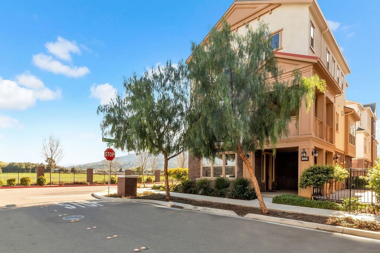 1433 Freeman Ln, Pleasanton, CA 94566 House Rental in Pleasanton, CA