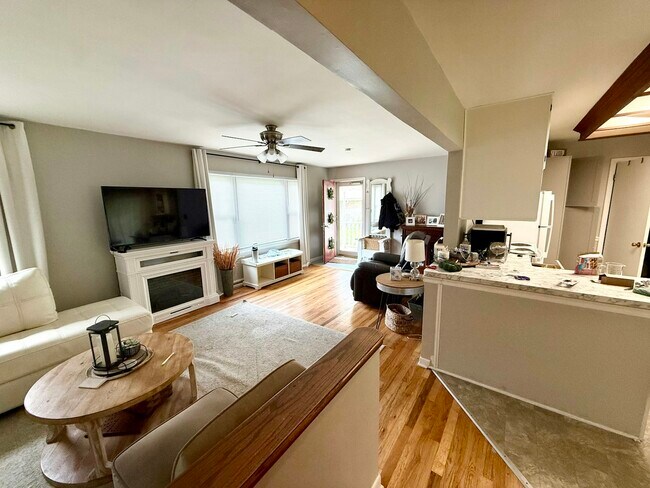 Foto del edificio - 1637 Willard Ct