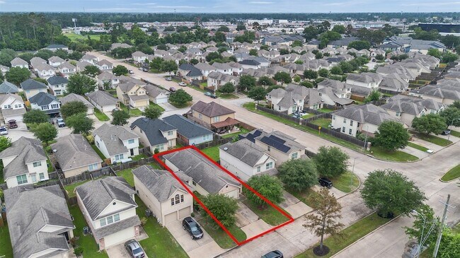 Foto del edificio - 2650 Bammelwood Dr