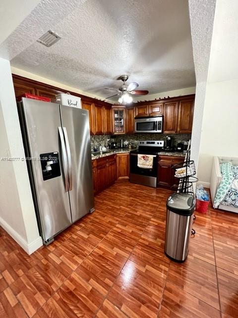 Foto del edificio - 3821 SW 99th Ave