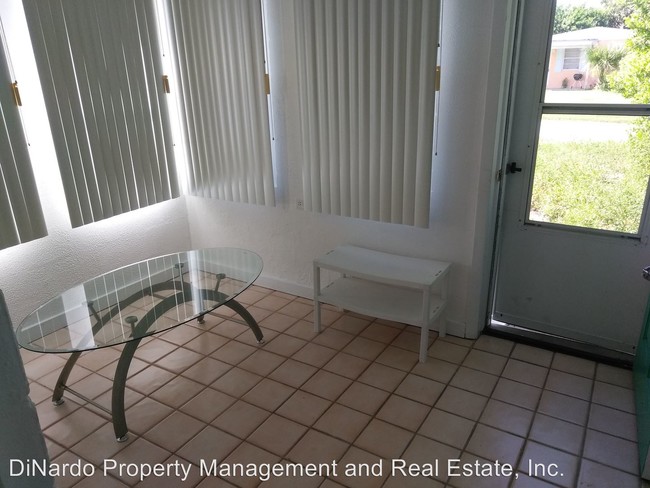 Building Photo - 2 br, 2 bath House - 151 Holland Rd