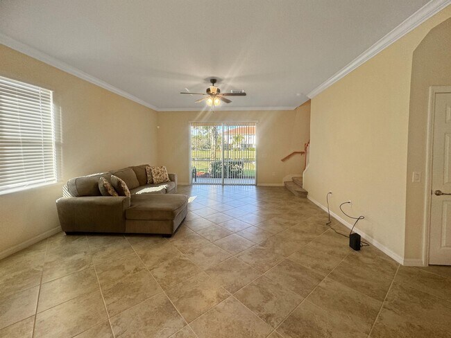 Building Photo - 8895 Via Isola Court
