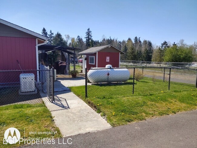 Building Photo - 2 br, 2 bath House - 11312 17th Ave E