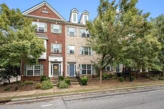 Building Photo - 2118 Middle Tennessee Blvd