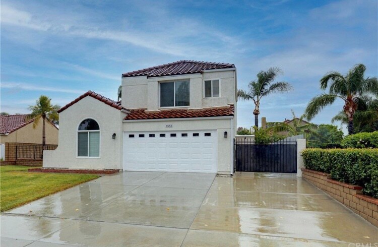 Primary Photo - 3553 Fillmore St
