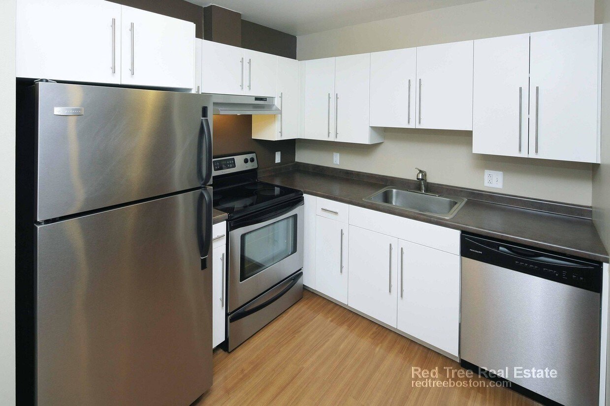 Foto principal - 1220 Adams St