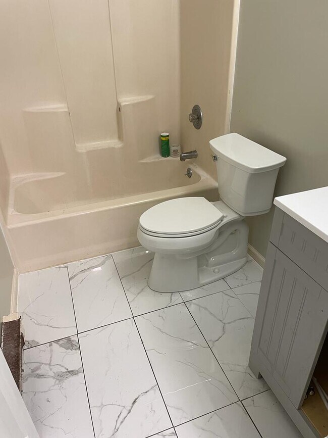 Foto del edificio - 1617 Chadwick Cir