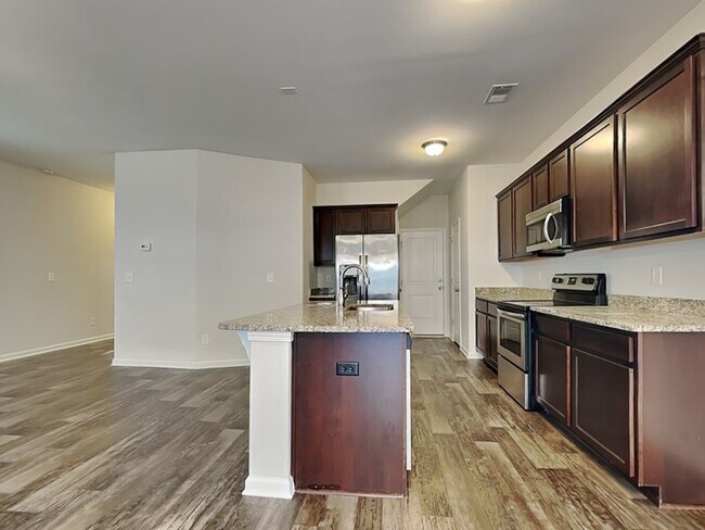 Foto del edificio - 227 Jimmy Love Ln