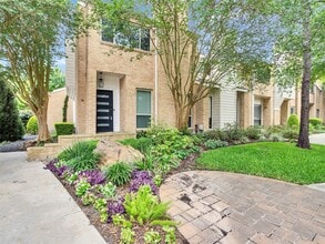 Building Photo - 12625 Memorial Dr