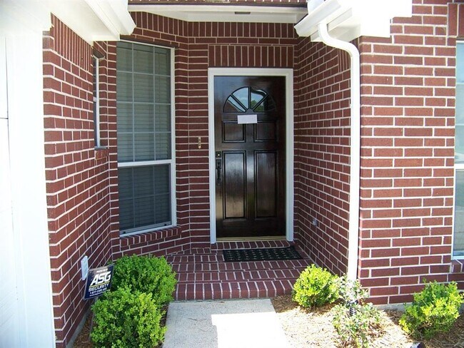 Foto del edificio - 3314 Wickshire Ct