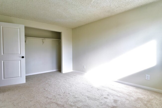 Foto del edificio - 13217 SE Oatfield Rd