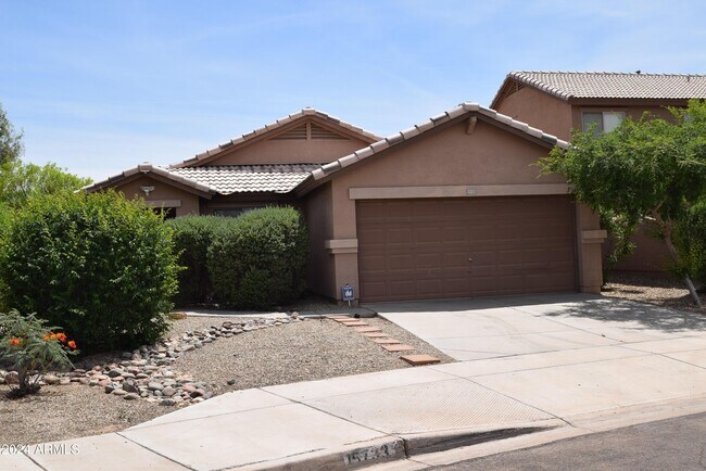 Building Photo - 15733 W Papago St