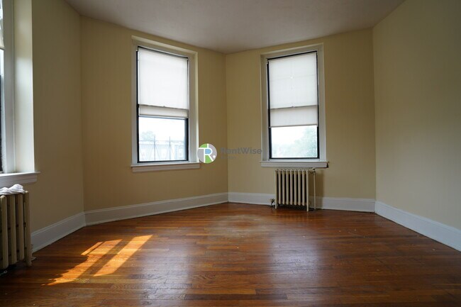 Foto del edificio - 223 Essex St