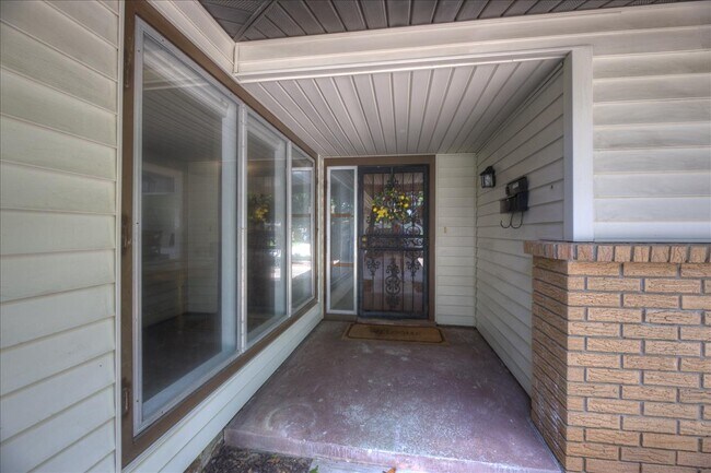 Building Photo - 6712 E 51st Pl